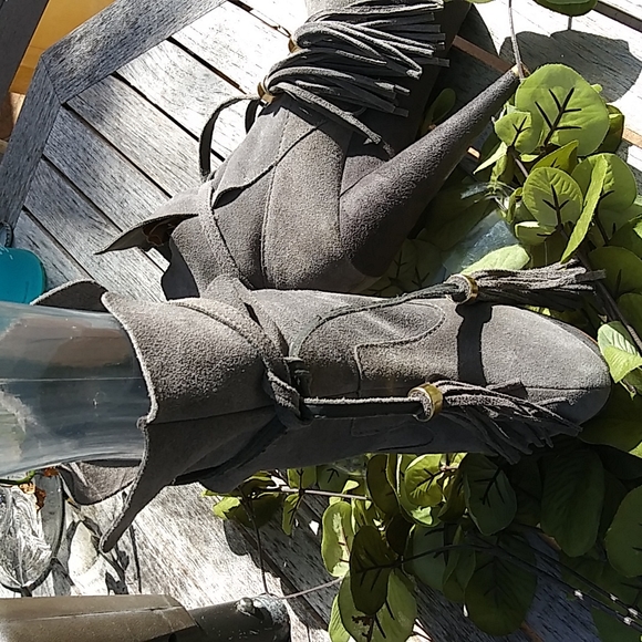 COLIN STUART SUEDE ANKLE BOOT 7 - Picture 4 of 15